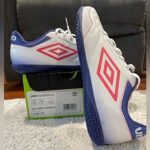 Umbro indoor futsal Classico VI IC football/soccer shoes